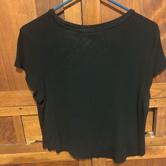 Divided tshirt short sleeve size medium - Picture 5 of 6